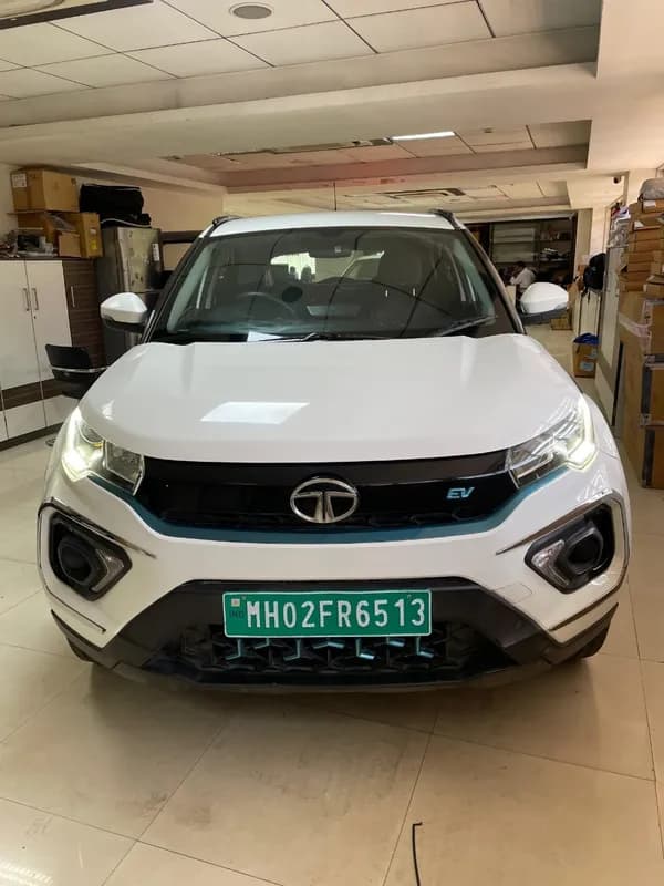 Tata Nexon EV XM prime