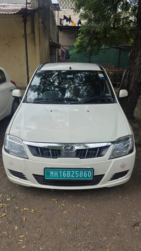 Mahindra Everito