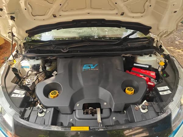 Tata Nexon EV XM prime thumbnail photo 9