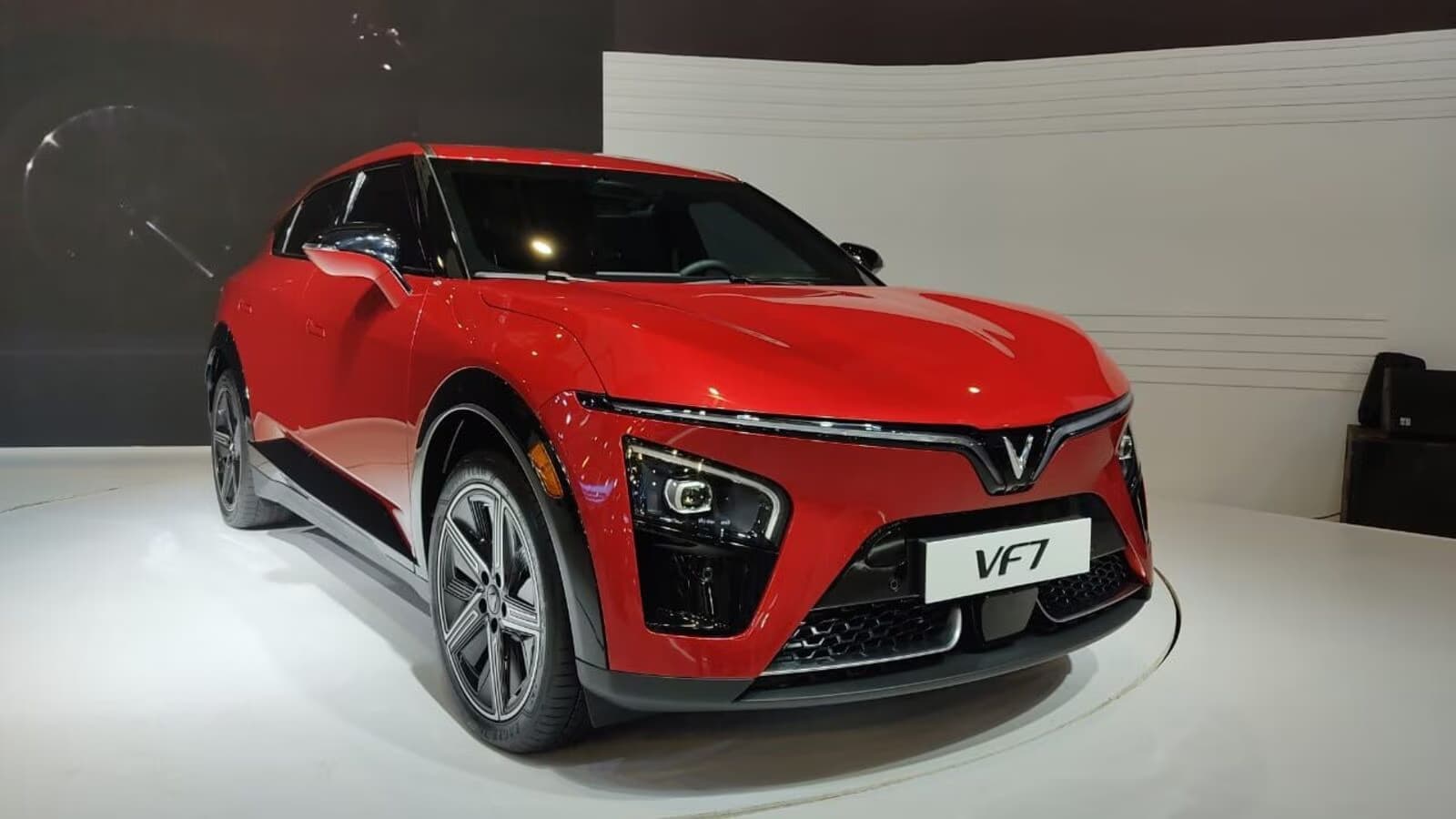 VinFast VF7 Wind Infinity 70 kWh