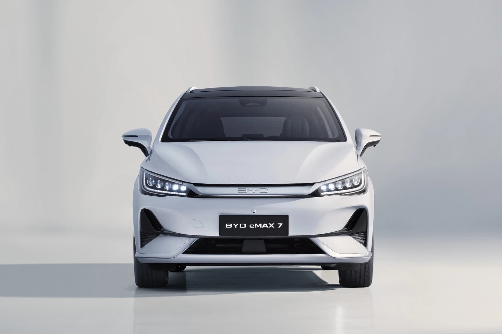 BYD eMAX 7 Premium 7 Seater 55.4 kWh